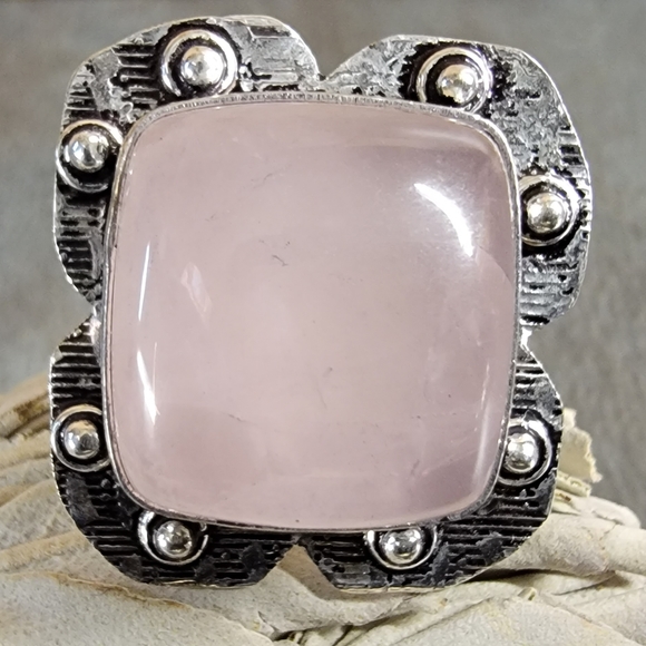 Vintage Jewelry - Native Rose Quartz Gemstone Ring 6.5 Sterling Silver 925 Boho Size Women Jewelry